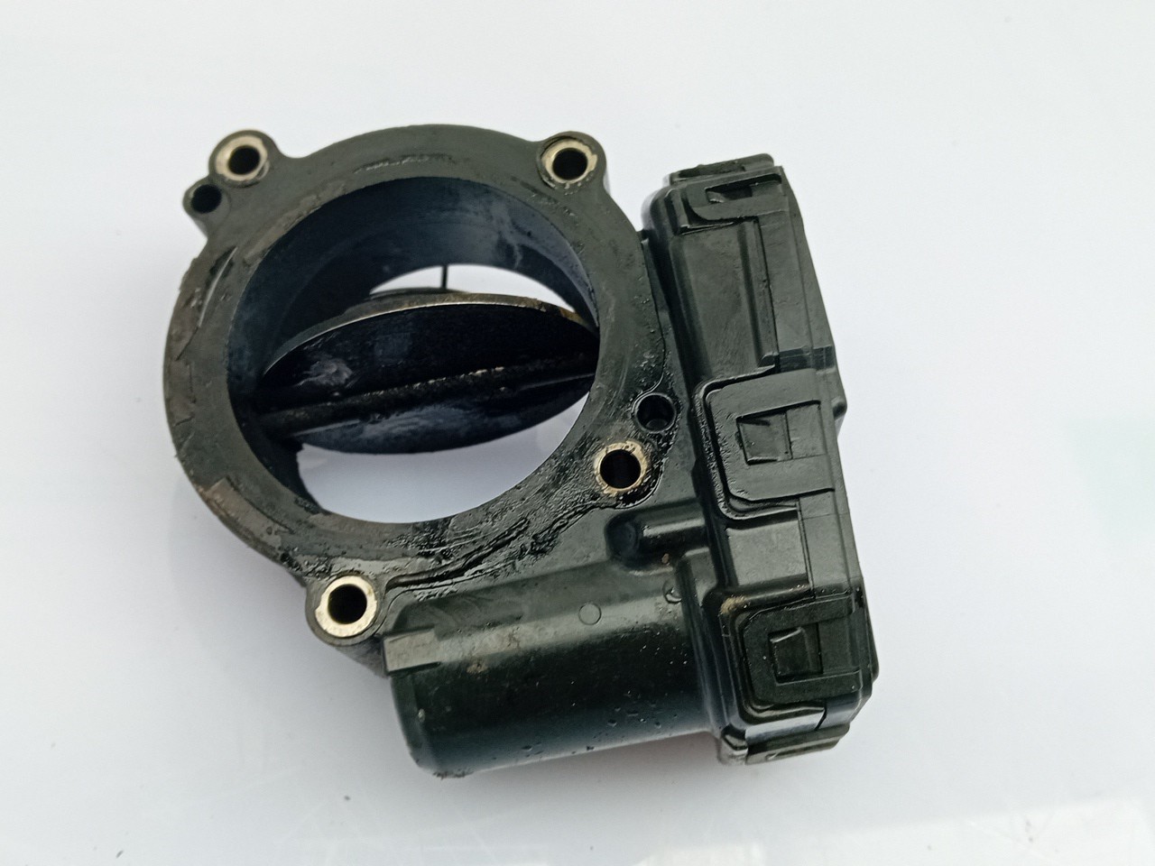 Throttle body