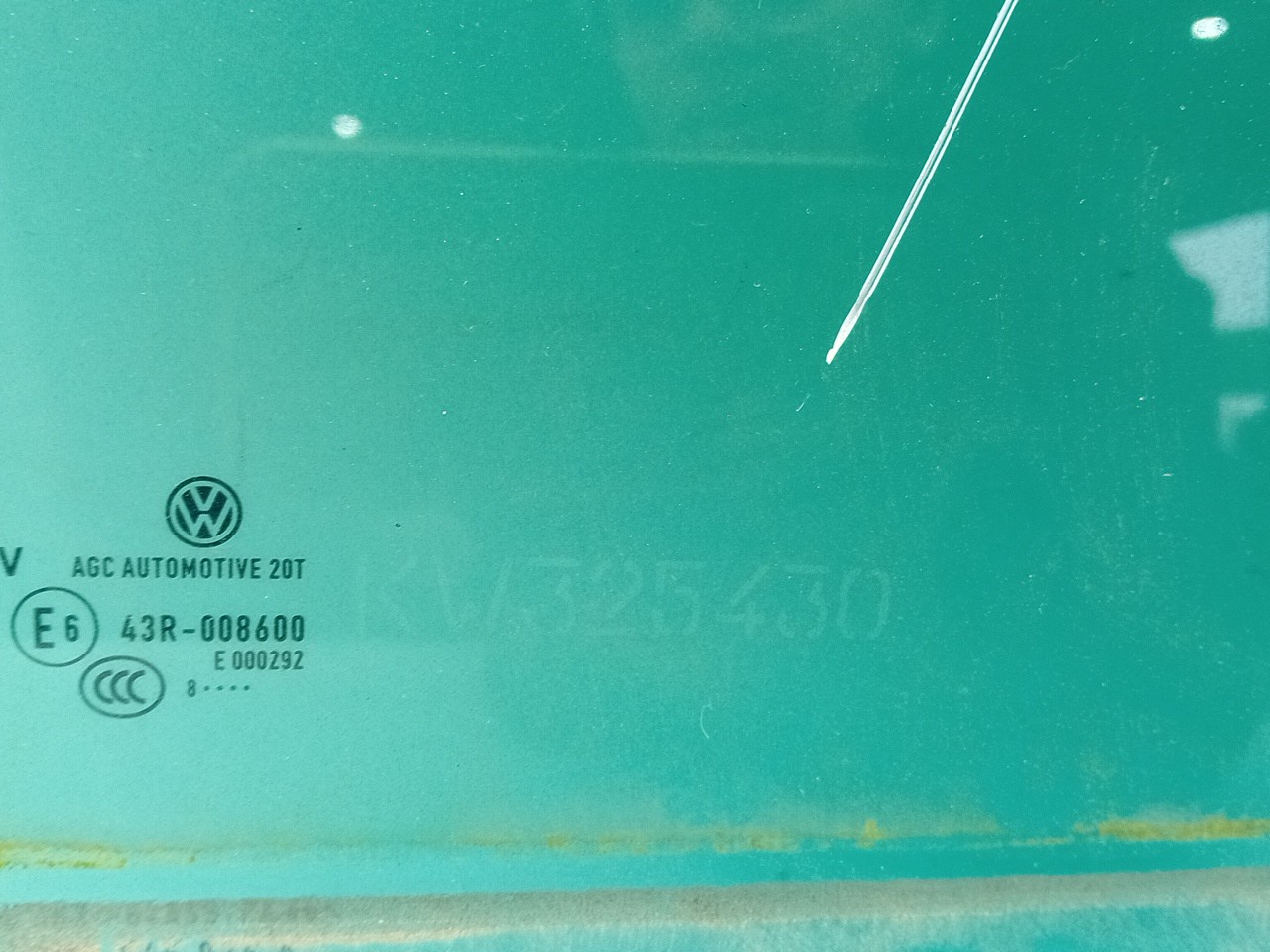 Right rear door glass VOLKSWAGEN Tiguan (AD1, AX1) Imagem-1