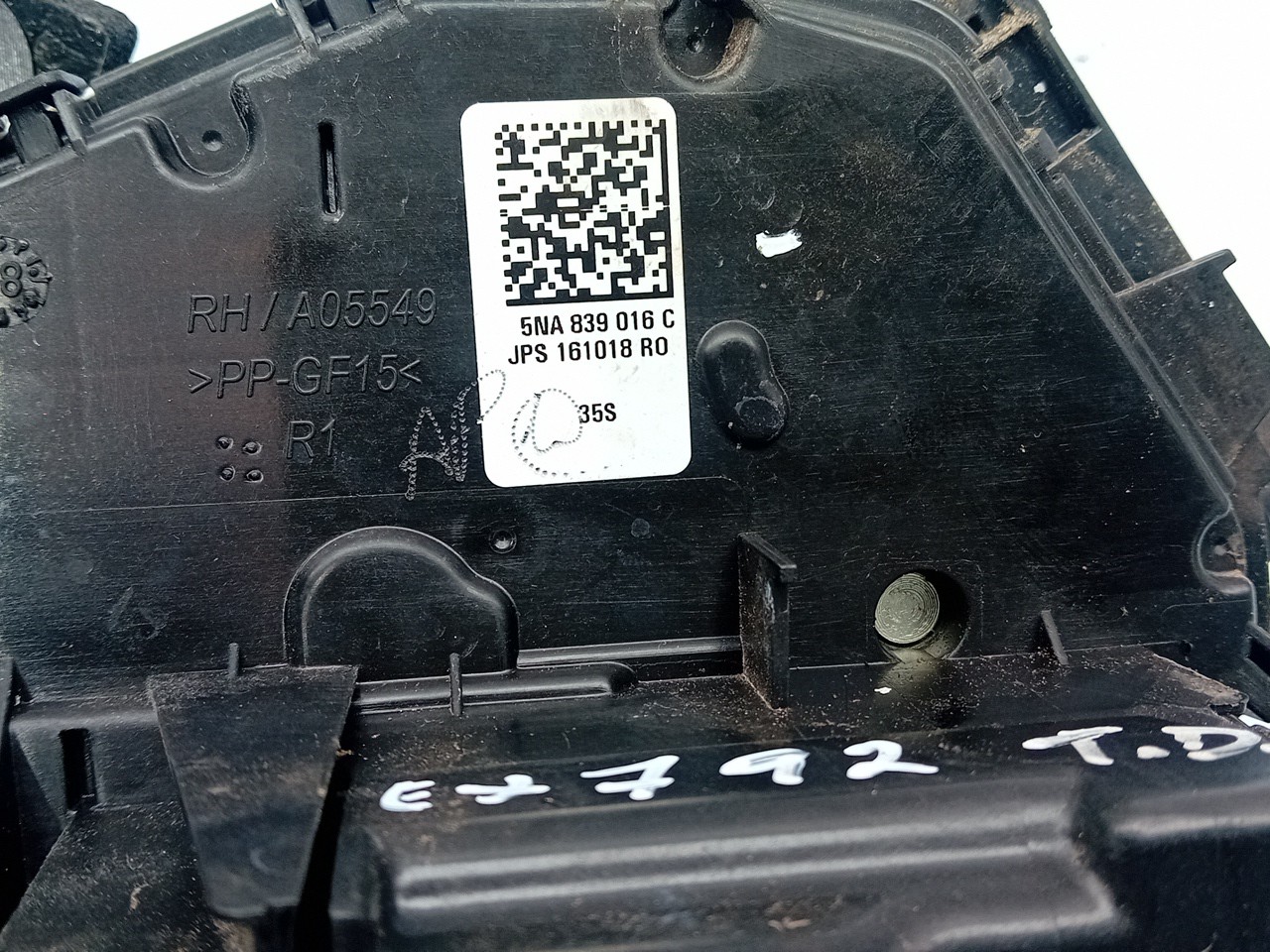 Rear Right Door Lock VOLKSWAGEN Tiguan (AD1, AX1) Imagem-4