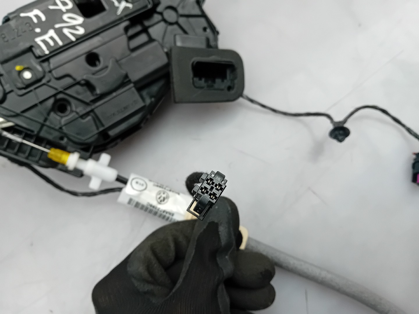Front Left Door Lock VOLKSWAGEN Tiguan (AD1, AX1) Imagem-6