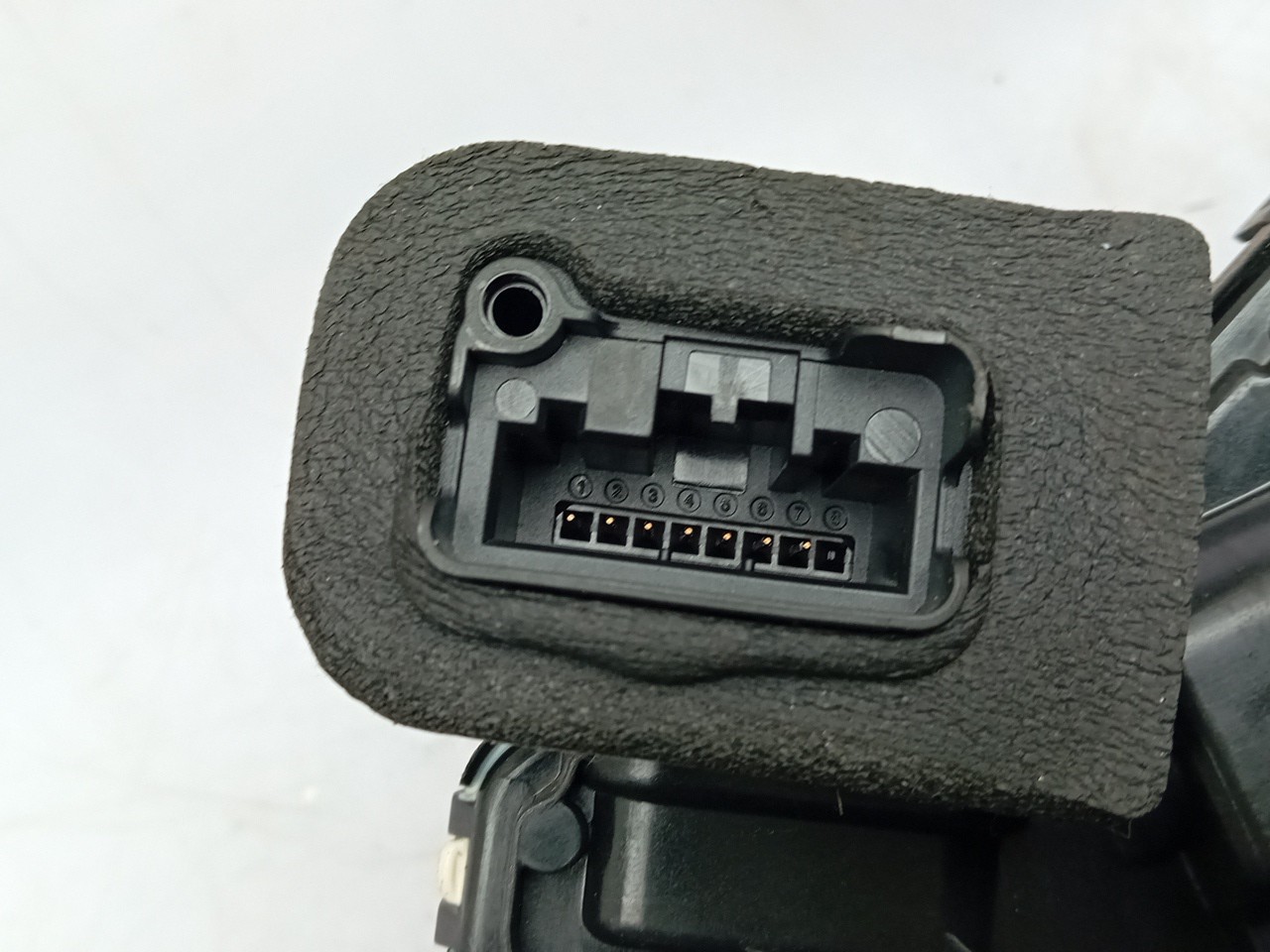 Rear Left Door Lock VOLKSWAGEN Tiguan (AD1, AX1) Imagem-3