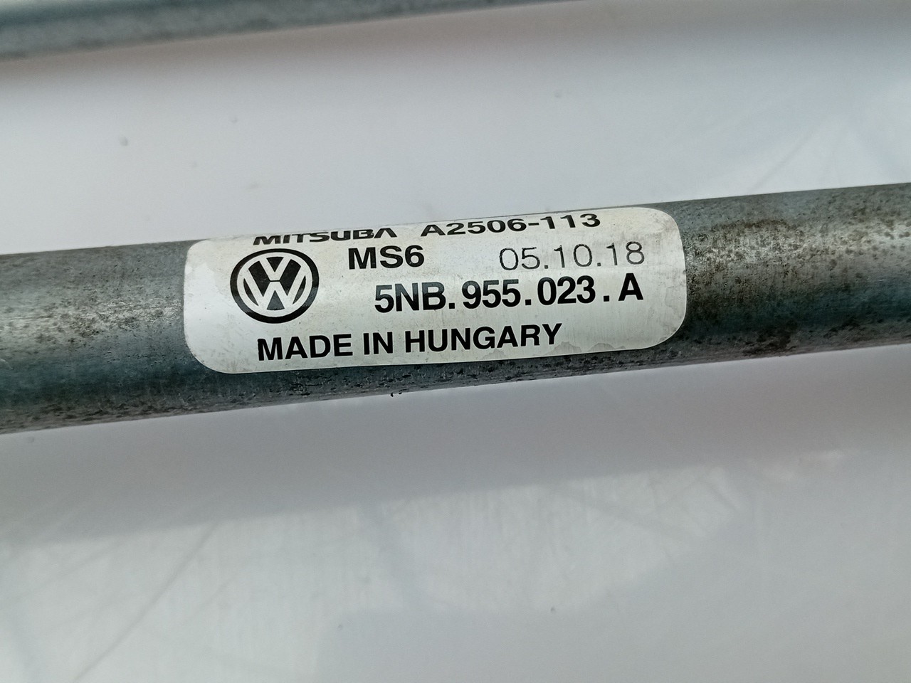 Motor limpa vidros frente VOLKSWAGEN Tiguan (AD1, AX1) Imagem-3