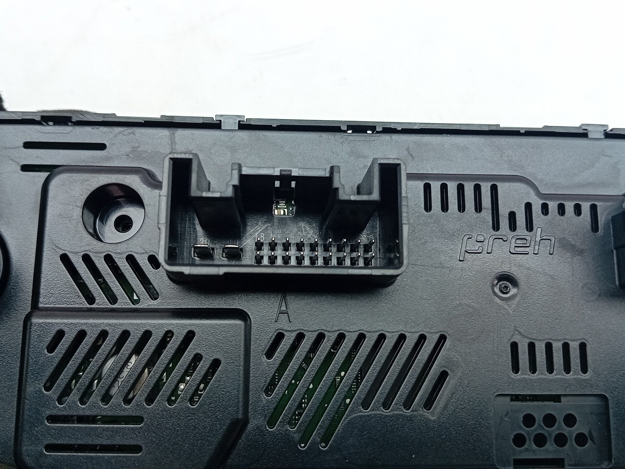 Bouton / interrupteur climatisation VOLKSWAGEN Tiguan (AD1, AX1) Imagem-3