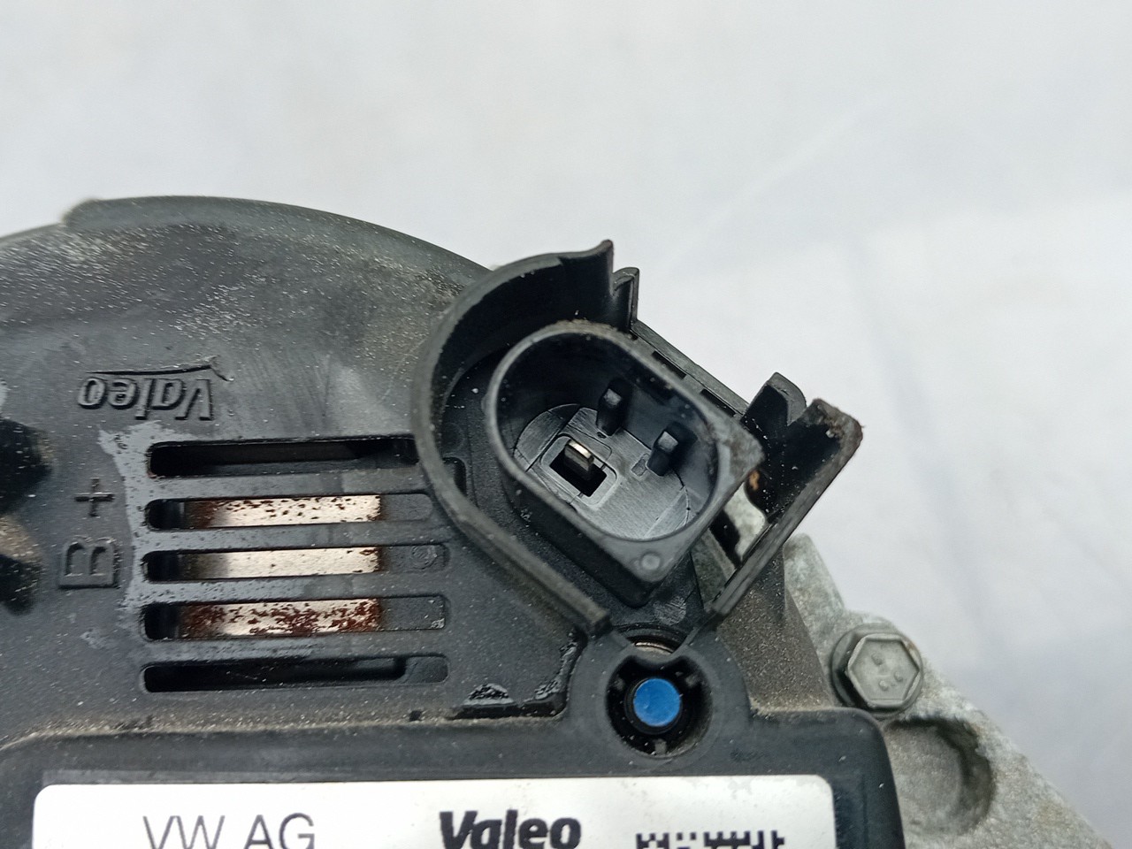 Alternador VOLKSWAGEN Tiguan (AD1, AX1) Imagem-3