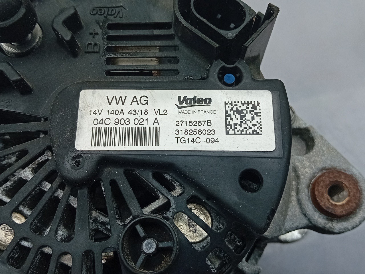Alternador VOLKSWAGEN Tiguan (AD1, AX1) Imagem-4
