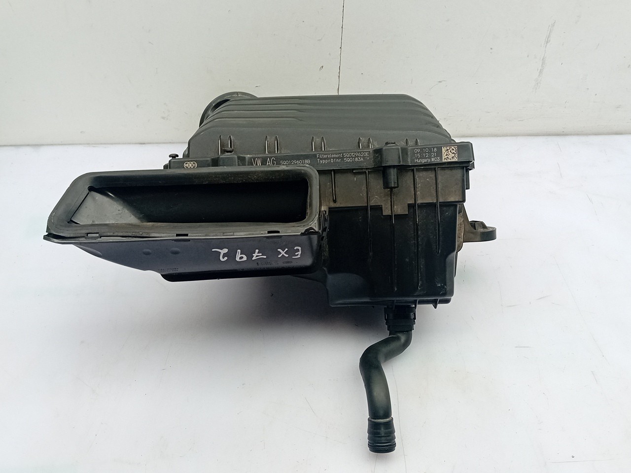 Caja filtro aire VOLKSWAGEN Tiguan (AD1, AX1) Imagem-1