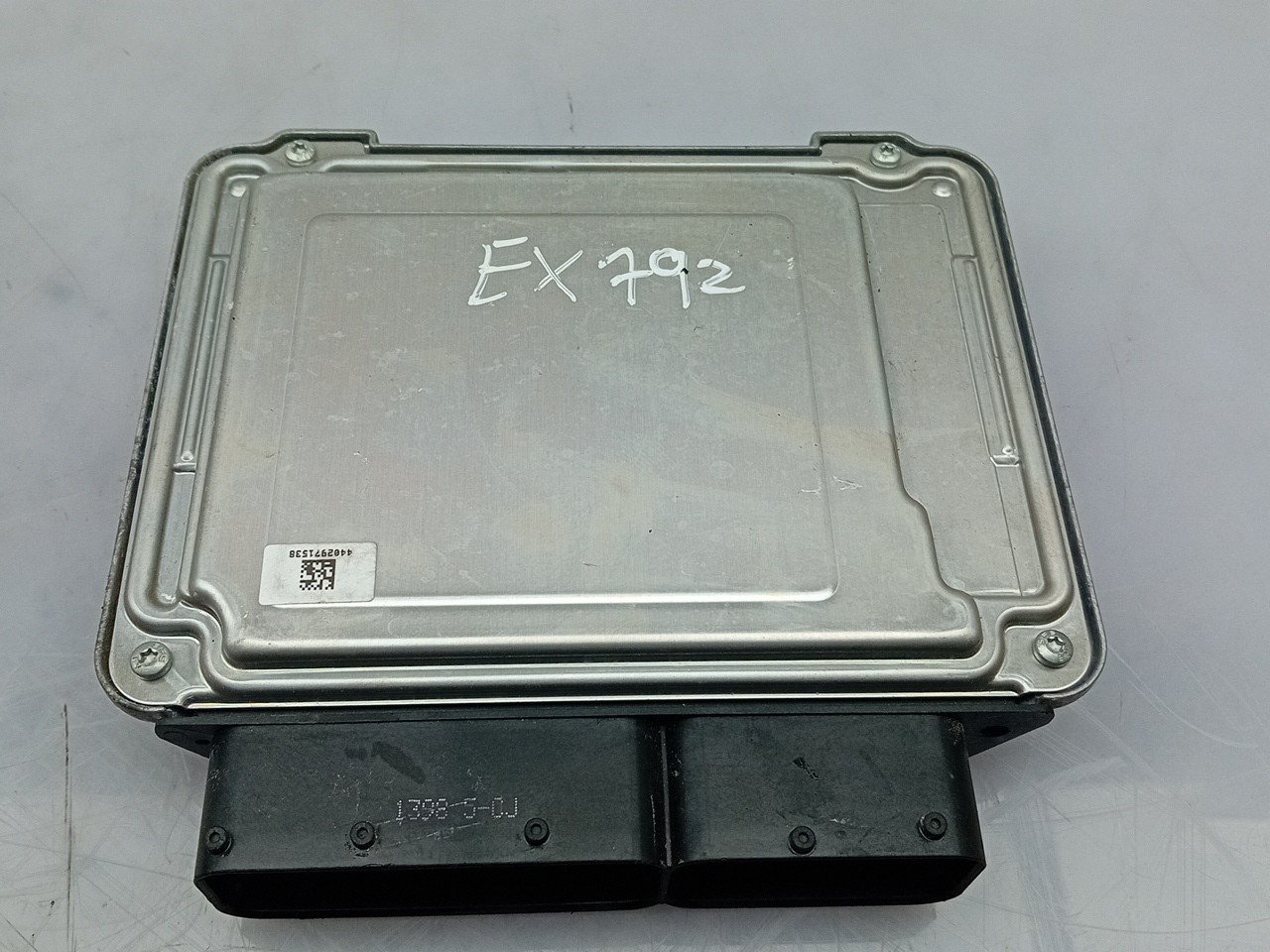 Engine control unit / ECU VOLKSWAGEN Tiguan (AD1, AX1) Imagem-1