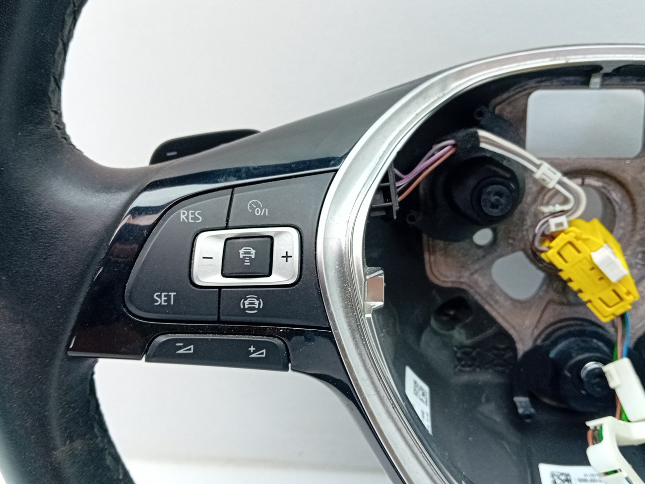 Volant de direction VOLKSWAGEN Tiguan (AD1, AX1) Imagem-2