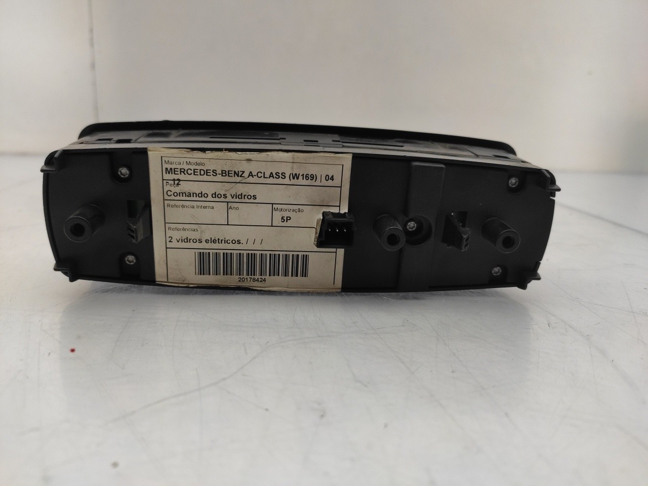 Commande / interrupteur lève-vitre Avant gauche MERCEDES-BENZ Classe A (W169) Imagem-1