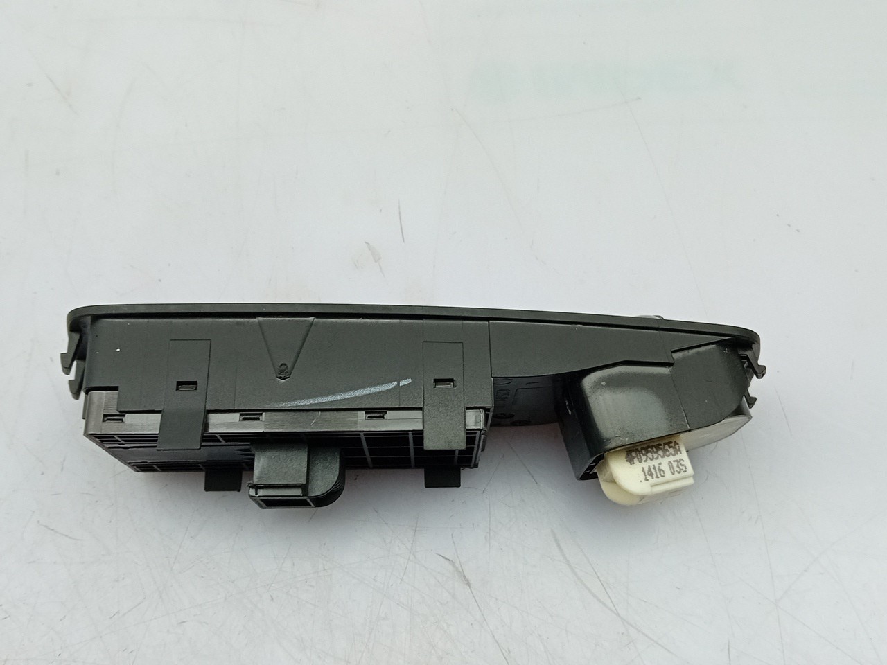 Commande / interrupteur lève-vitre Avant gauche AUDI A1 Sportback (8XA, 8XF) Imagem-1
