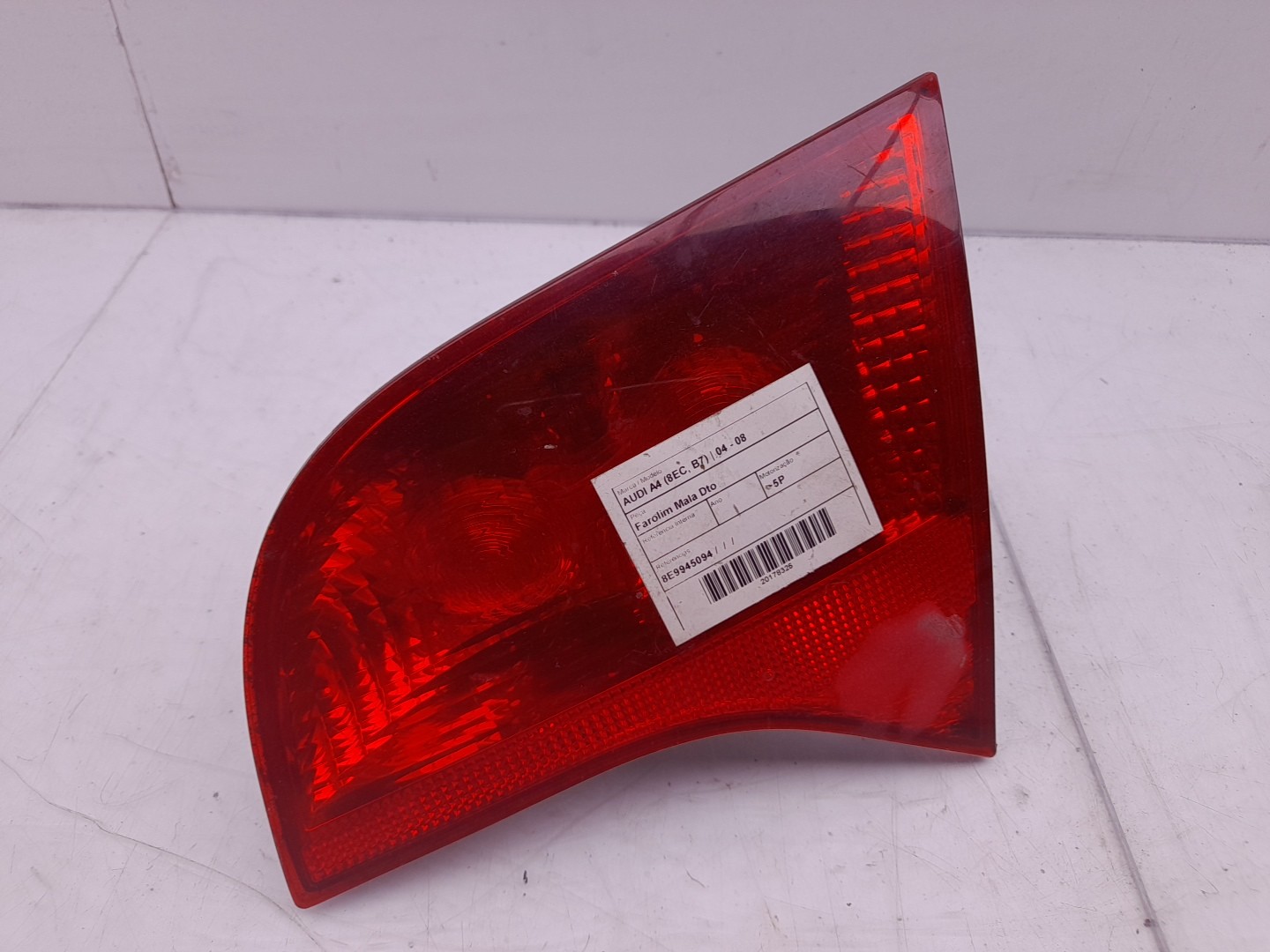 Right Tailgate light