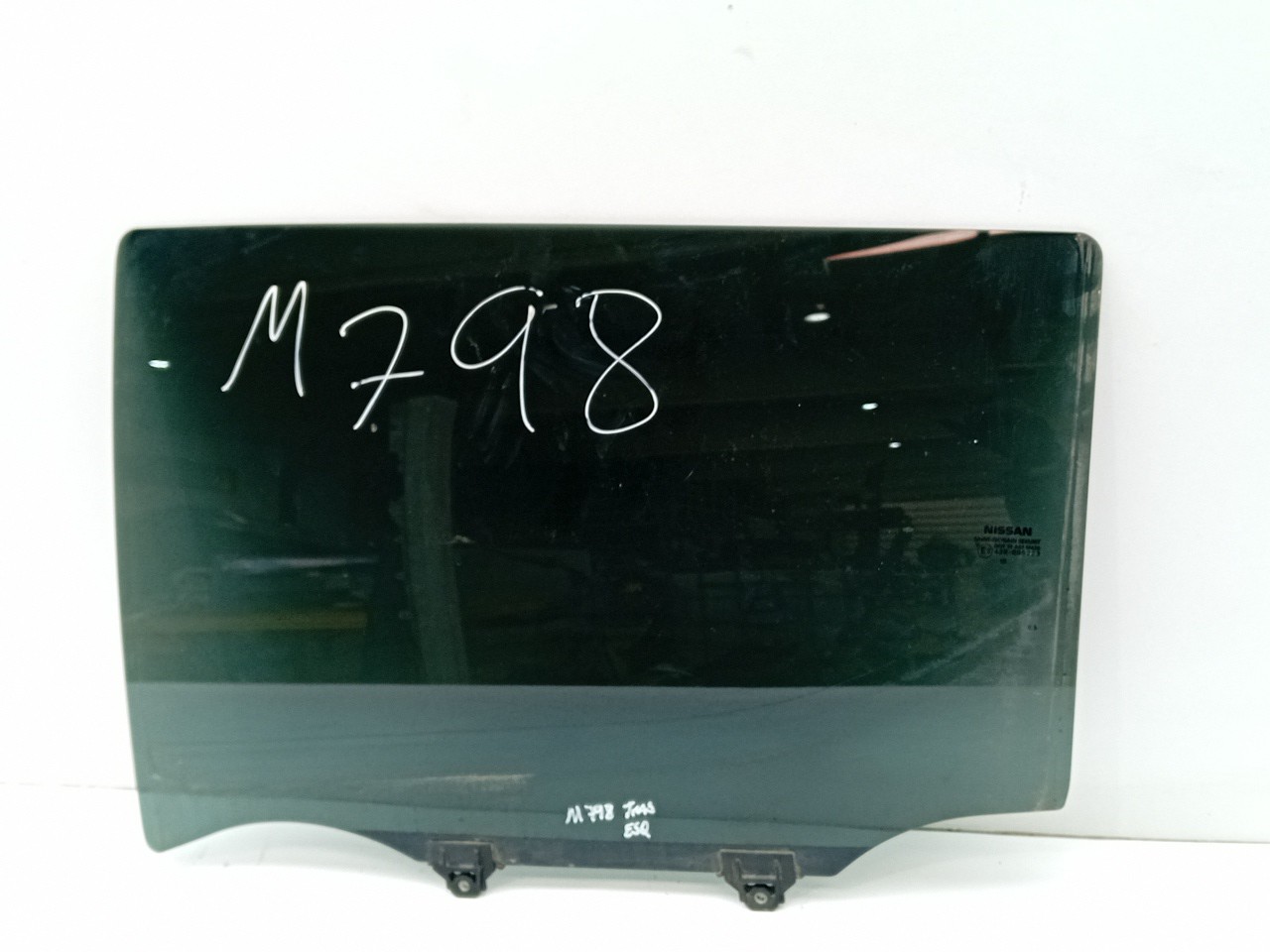 Left rear door glass