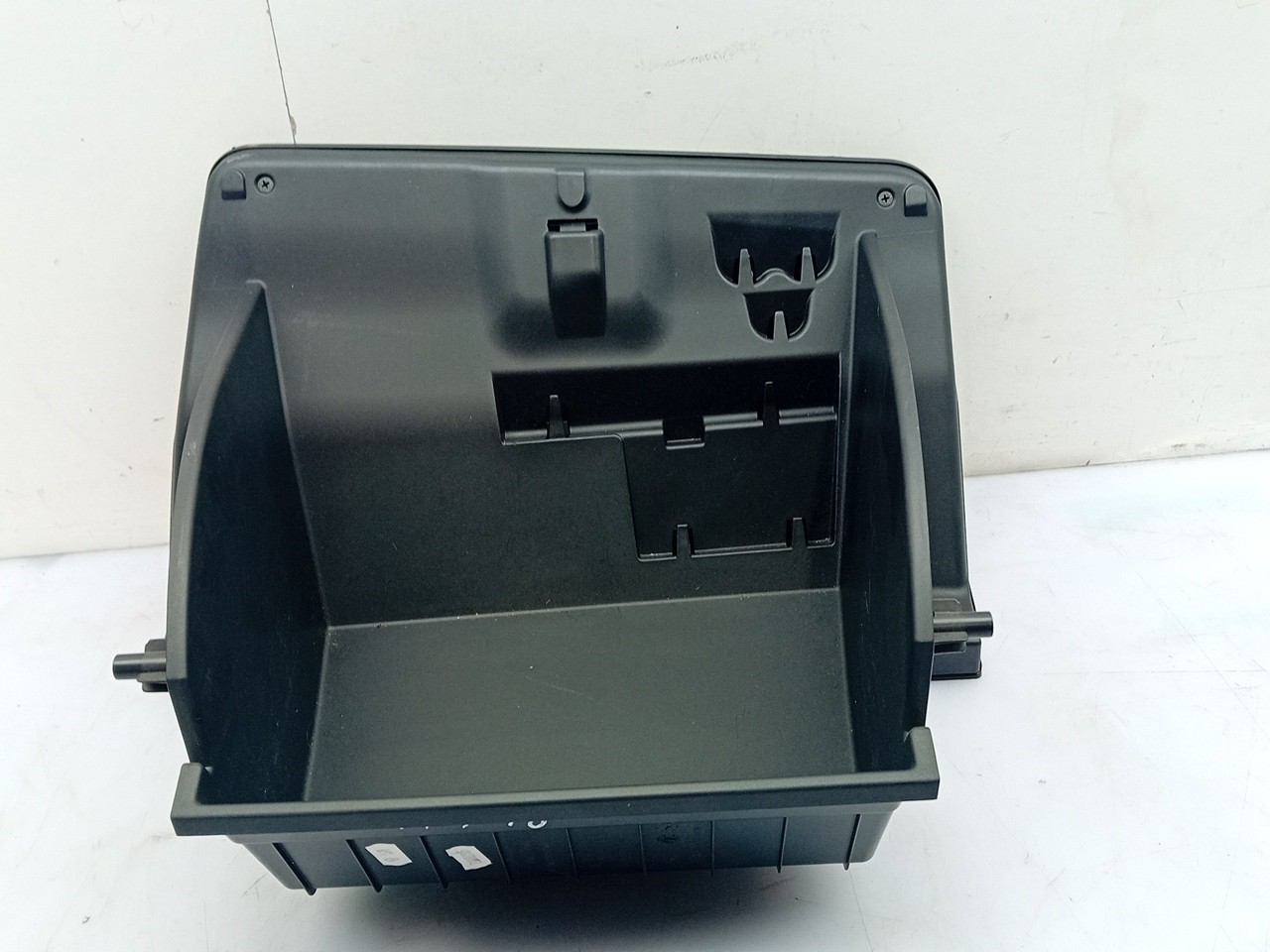 Porta luvas NISSAN Micra V (K14) Imagem-1