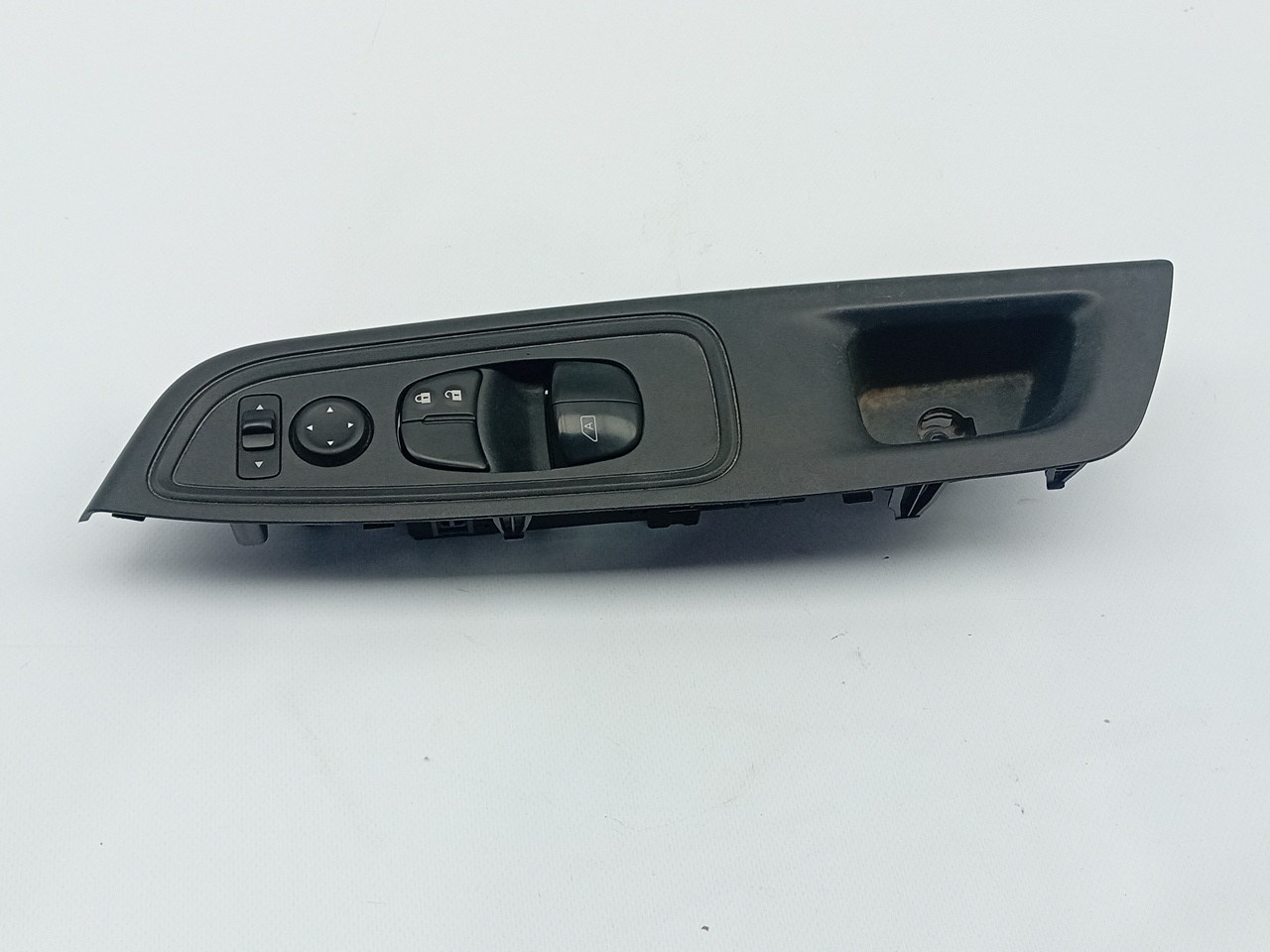 Left Front window control