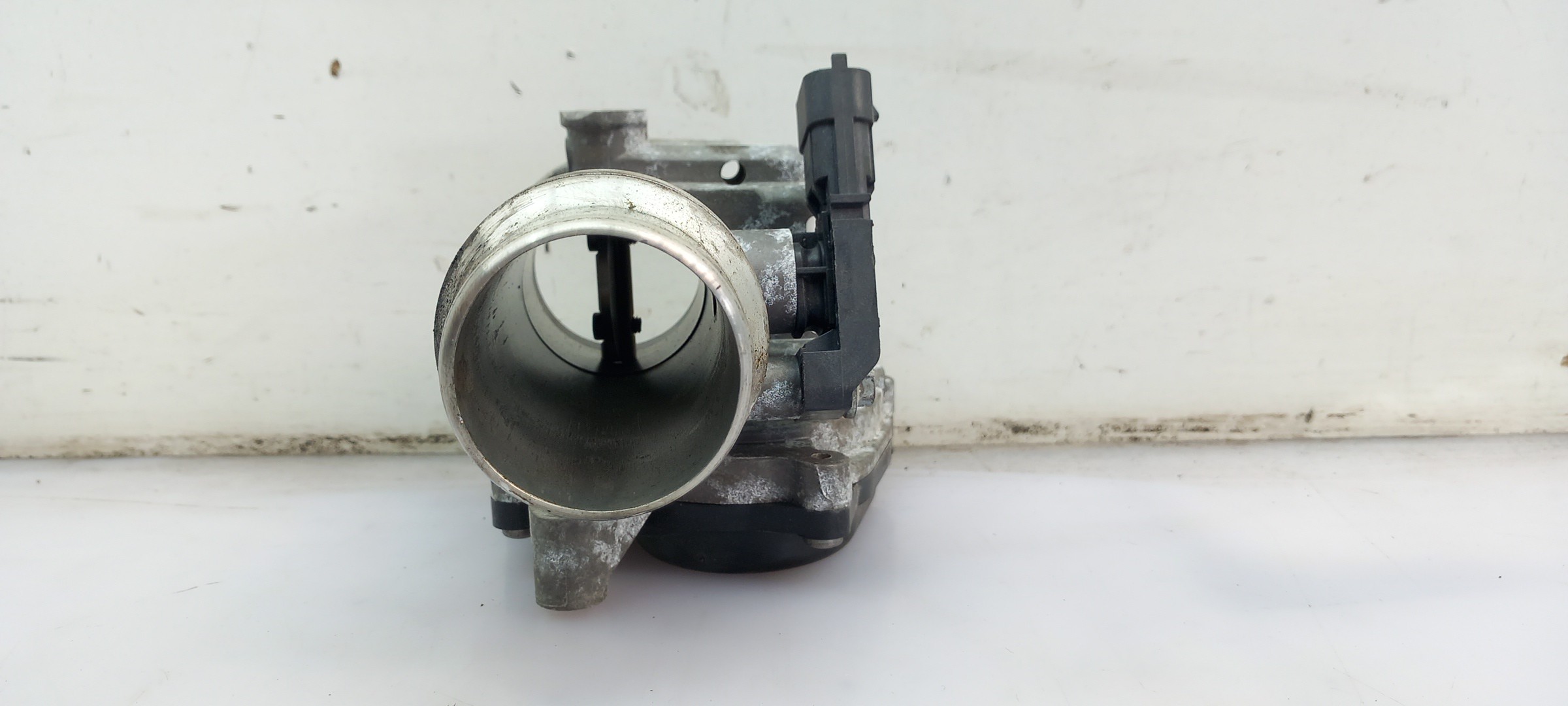 Throttle body