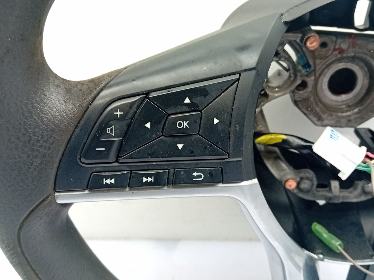 Volante de dirección NISSAN Micra V (K14) Imagem-1