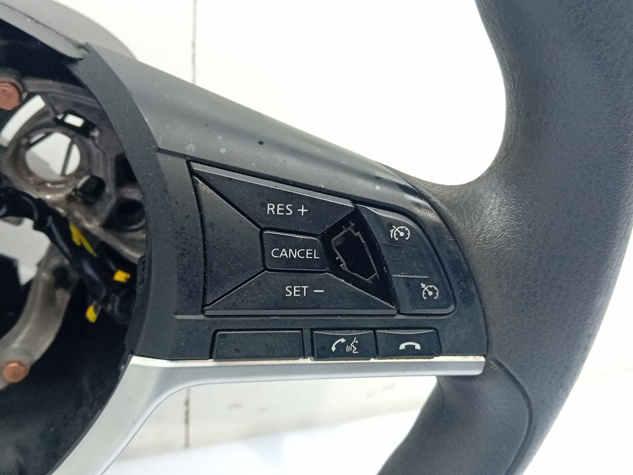 Volante de dirección NISSAN Micra V (K14) Imagem-2
