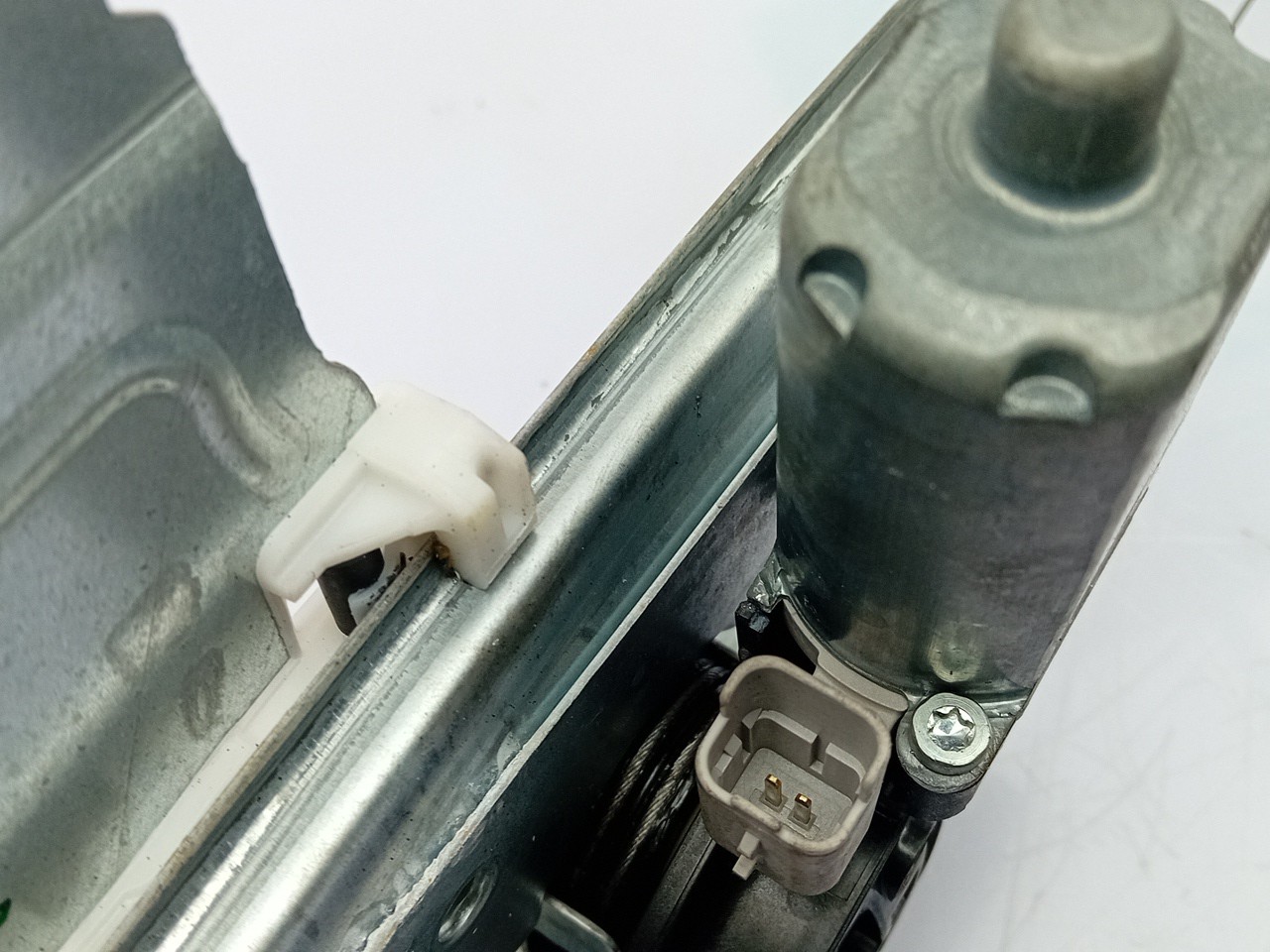 Left front window regulator PEUGEOT 308 SW II Imagem-2