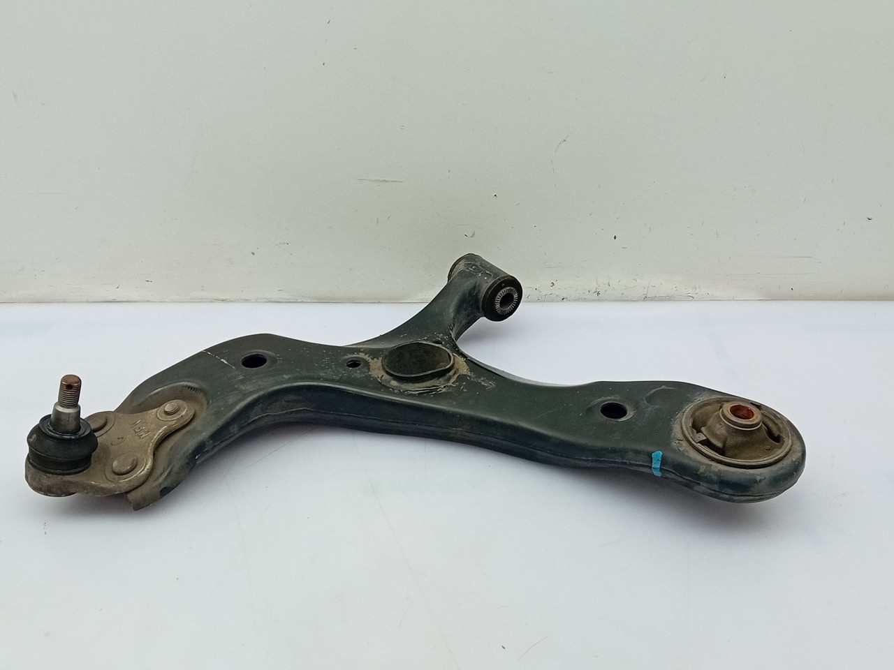 Left front suspension arm