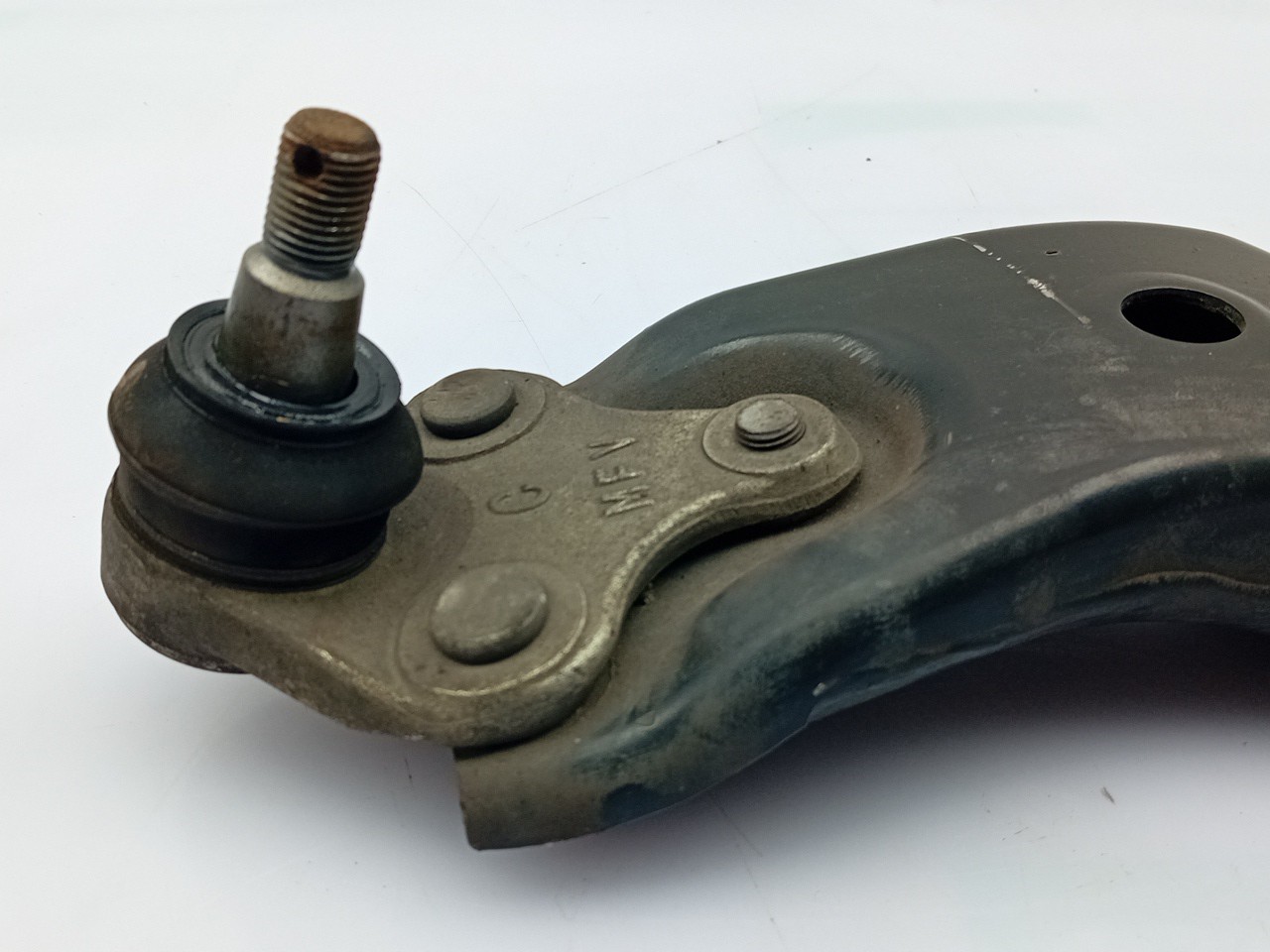 Brazo suspensión delantero izquierdo TOYOTA Auris Hatchback (_E18_) Imagem-2