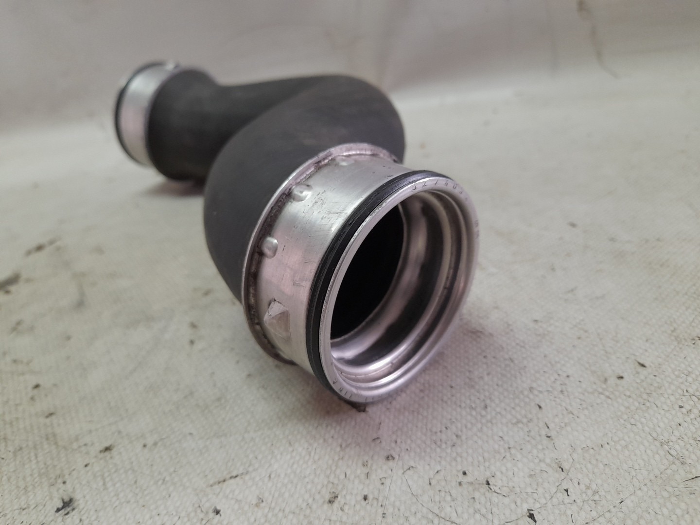 Tubo do intercooler AUDI A3 (8P1) Imagem-2