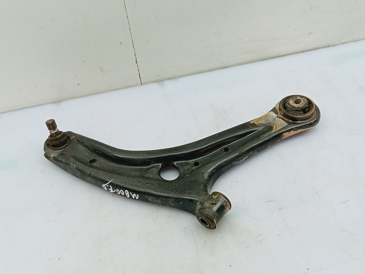 Brazo suspensión delantero derecho