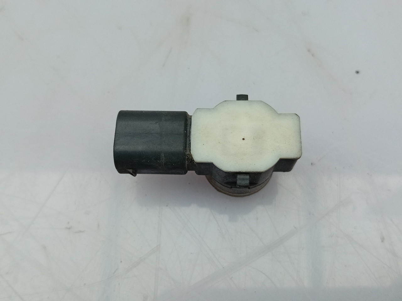 Sensor de aparcamiento Trasero PEUGEOT 308 SW II Imagem-1