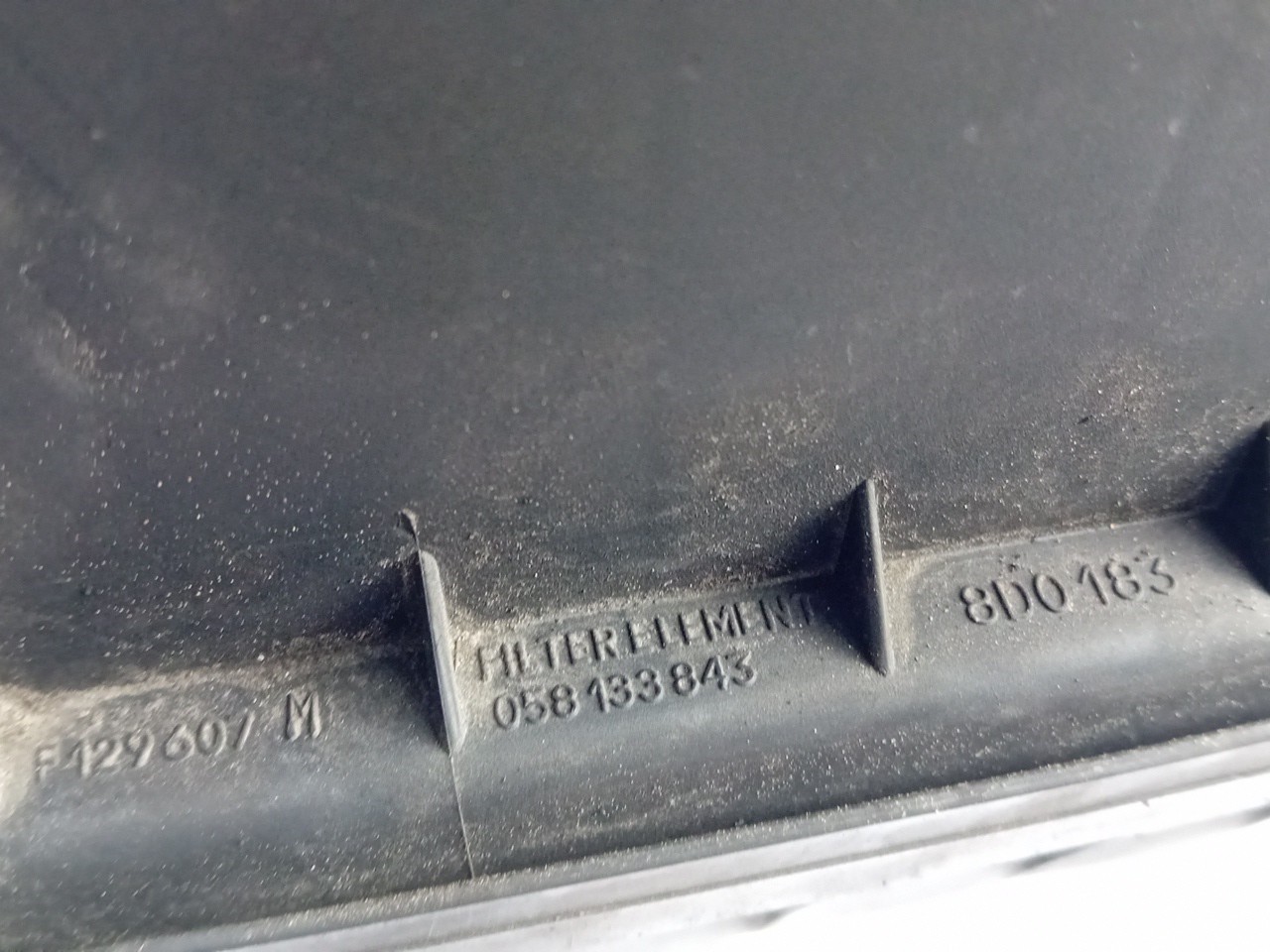 Caja filtro aire VOLKSWAGEN Passat Variant (3B5) Imagem-3
