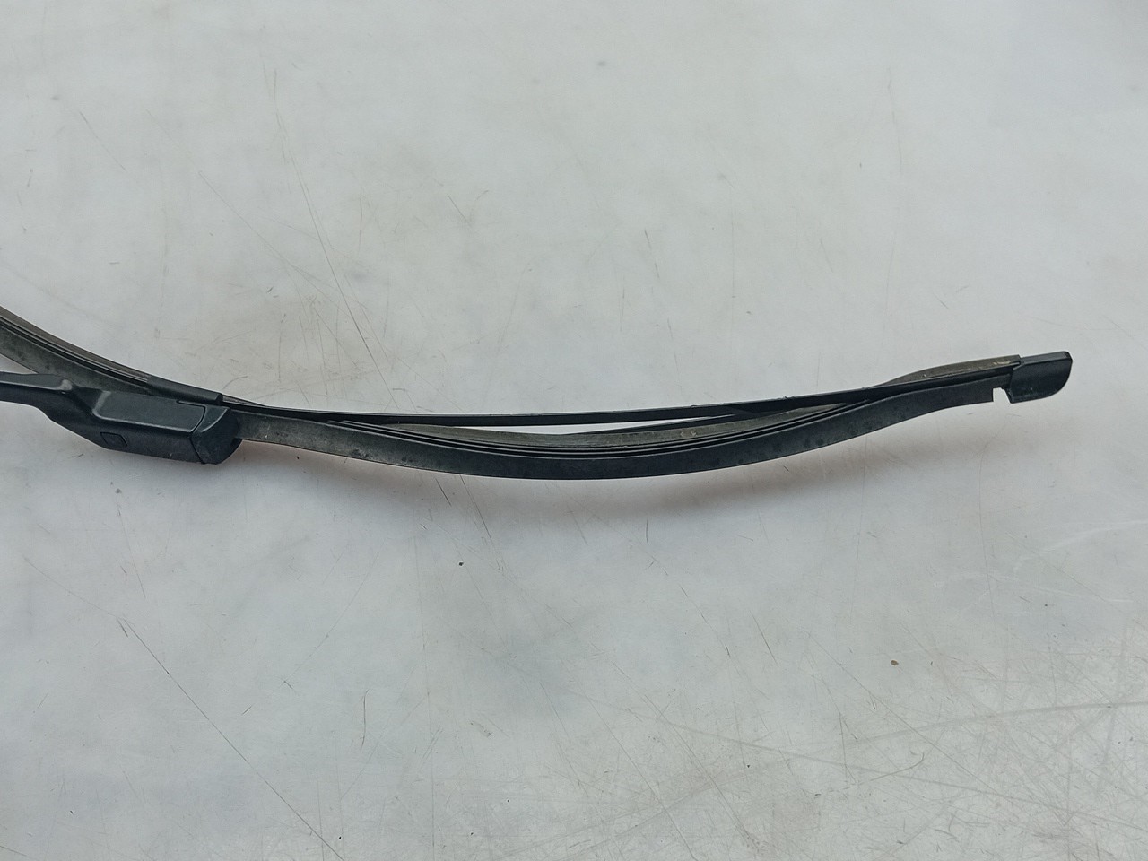 Windscreen wiper arm Left front PEUGEOT 2008 I (CU_) Imagem-1