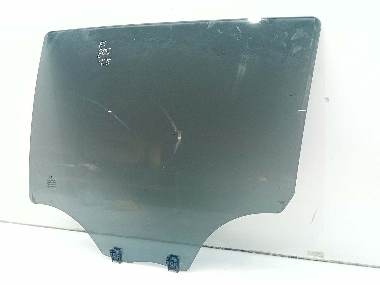 Left rear door glass