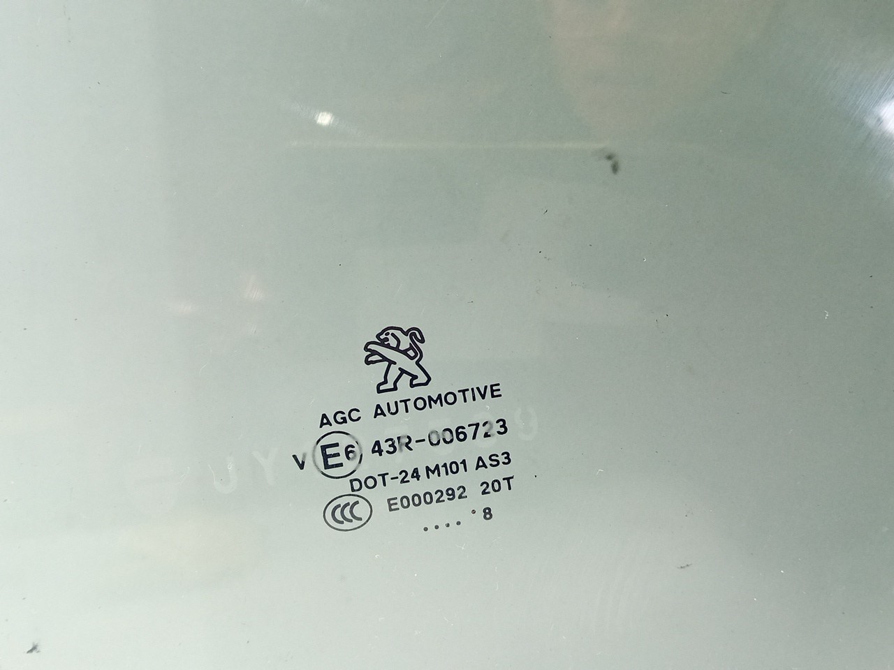 Left rear door glass PEUGEOT 2008 I (CU_) Imagem-1