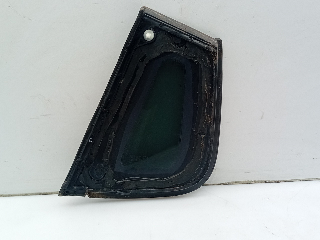 Right rear quarter glass PEUGEOT 2008 I (CU_) Imagem-1