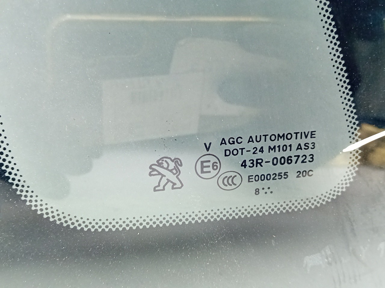 Right rear quarter glass PEUGEOT 2008 I (CU_) Imagem-2