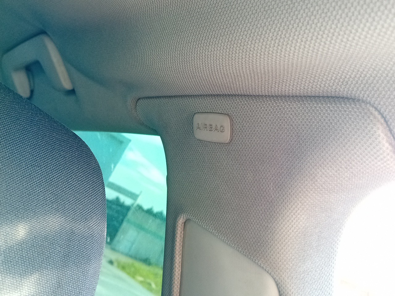 Left Curtain Airbag