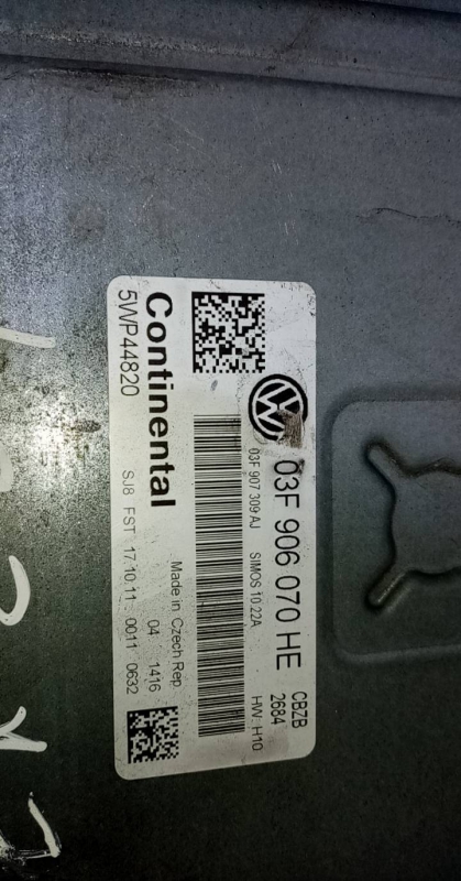 Centralina motor / ECU VOLKSWAGEN Polo (6R, 6C) Imagem-2