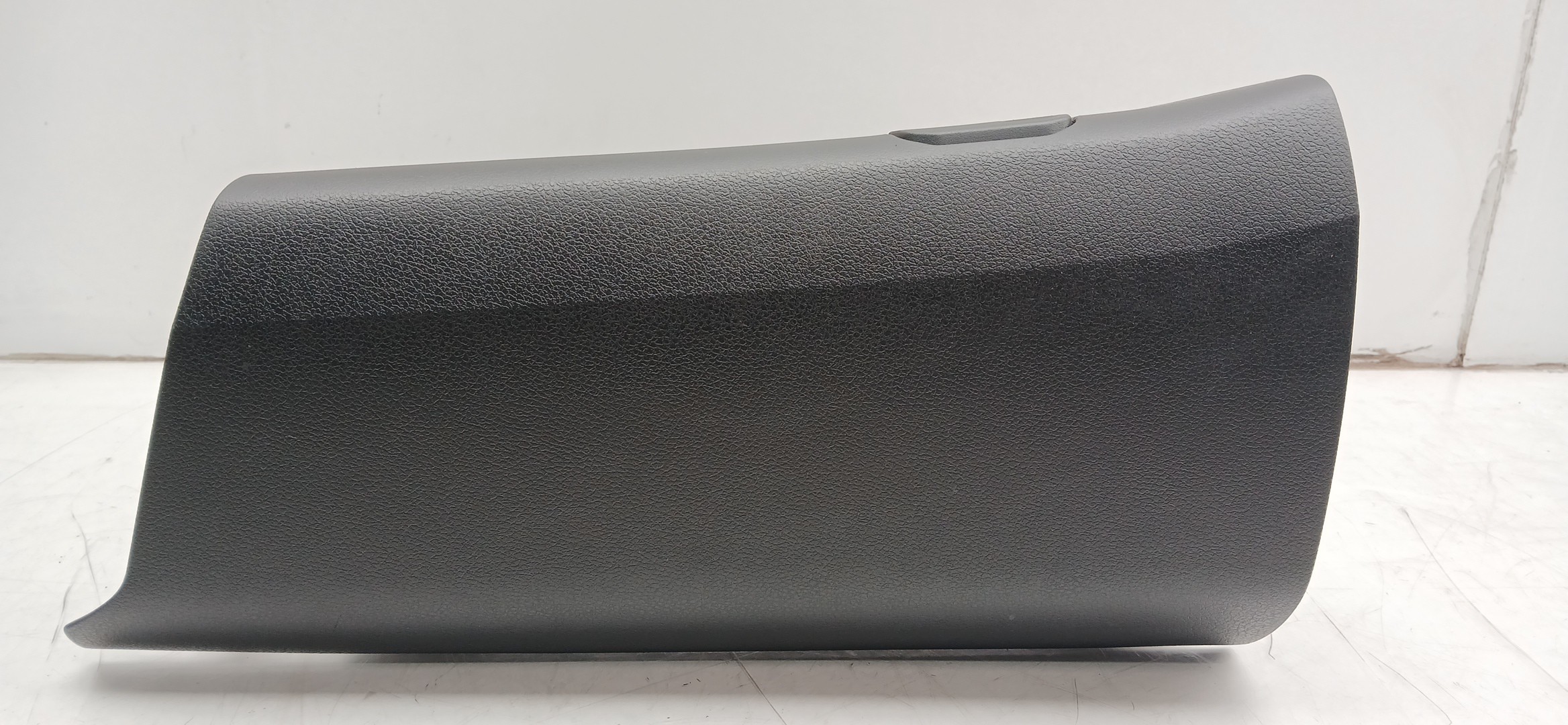 Glove Box / Compartment