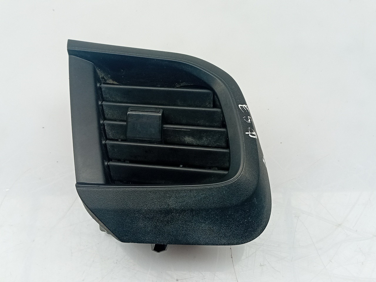 Diffuser / air vent
