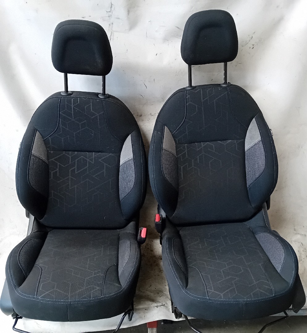 Seats set PEUGEOT 2008 I (CU_) Imagem-1