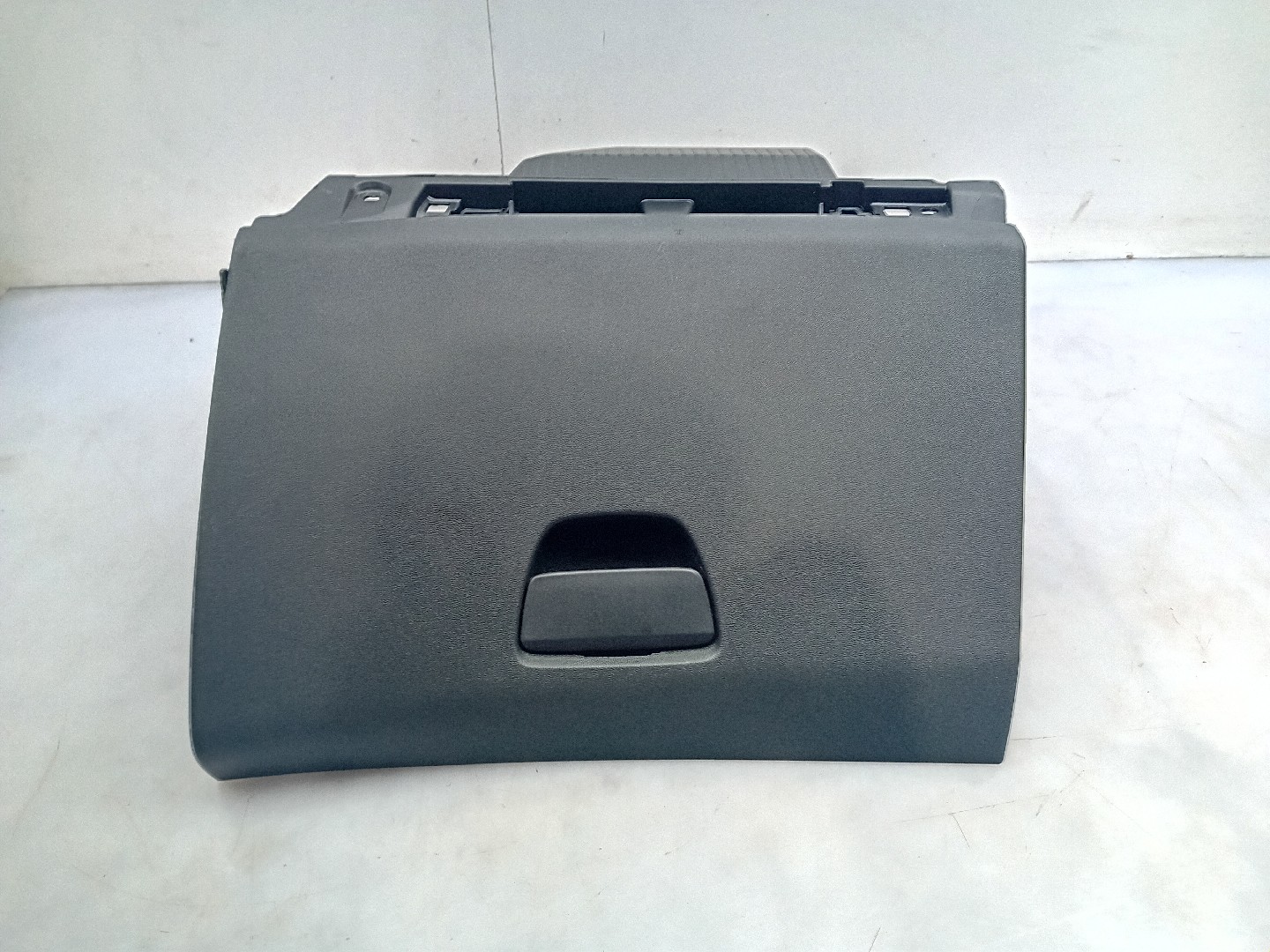 Glove Box / Compartment