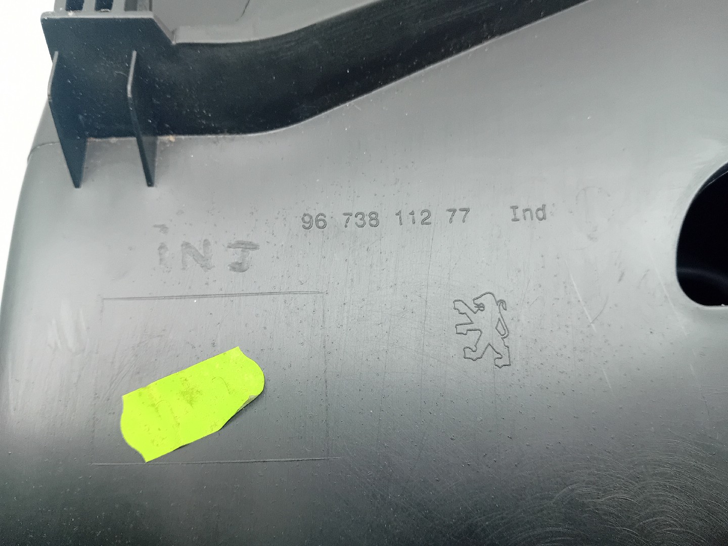 Glove Box / Compartment PEUGEOT 2008 I (CU_) Imagem-11