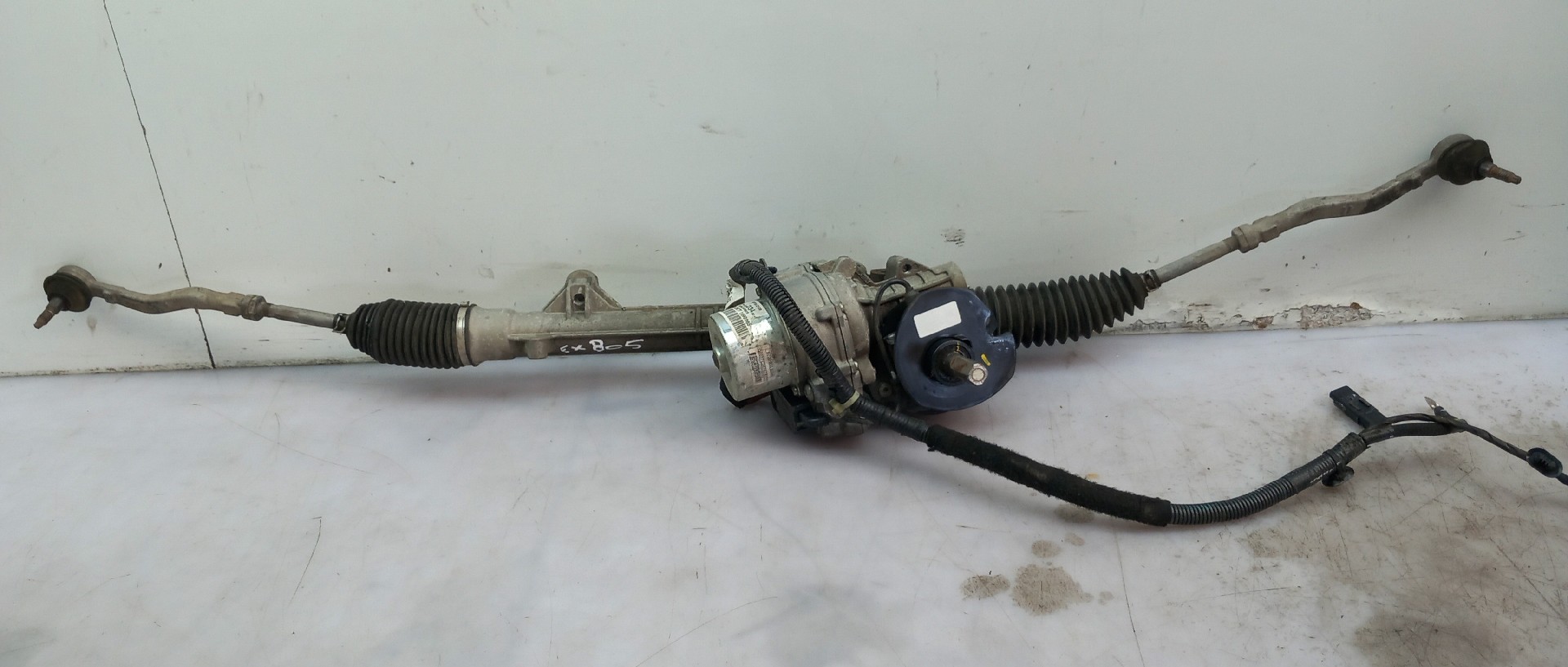 Steering box