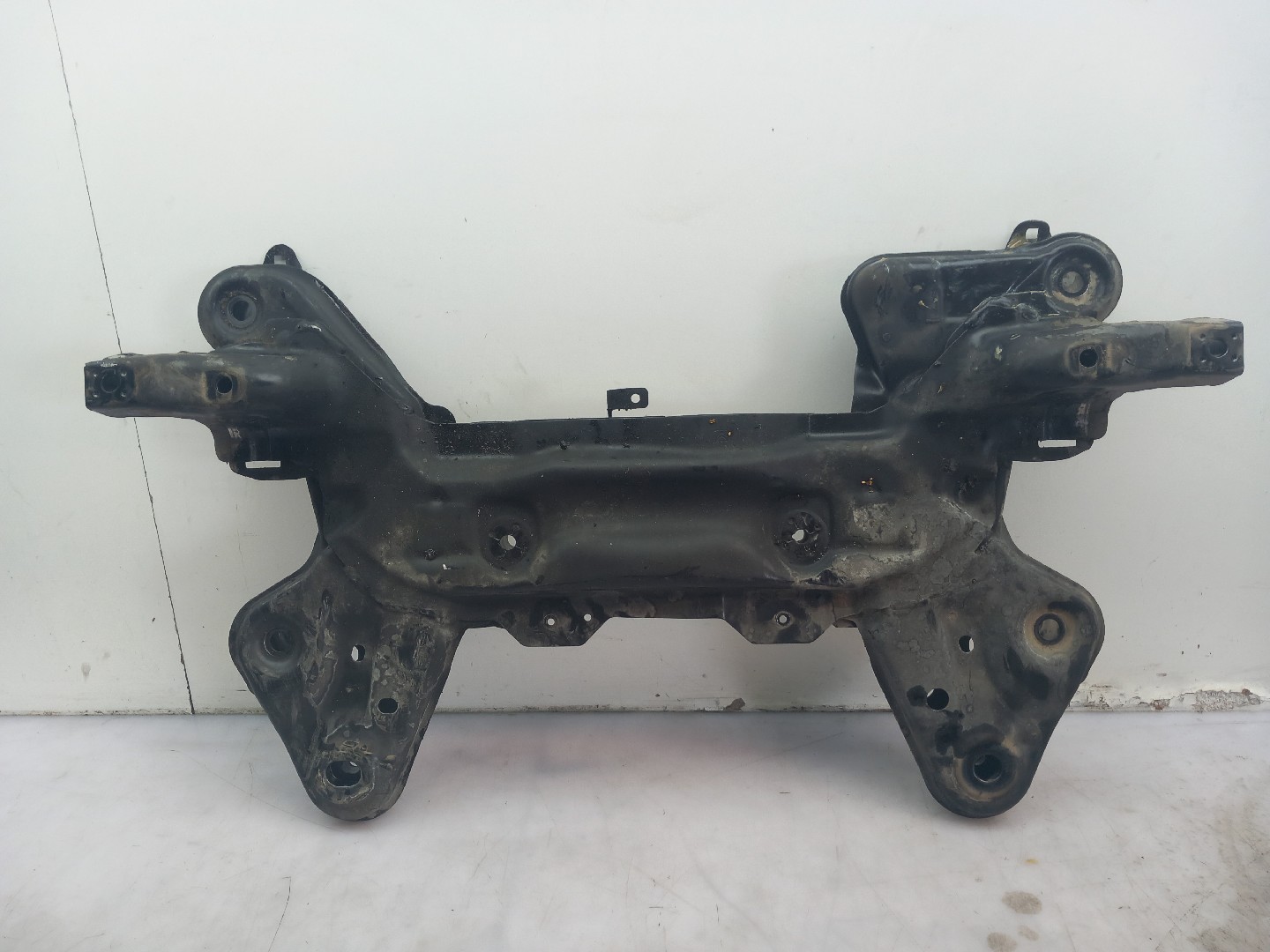 Front subframe PEUGEOT 2008 I (CU_) Imagem-1