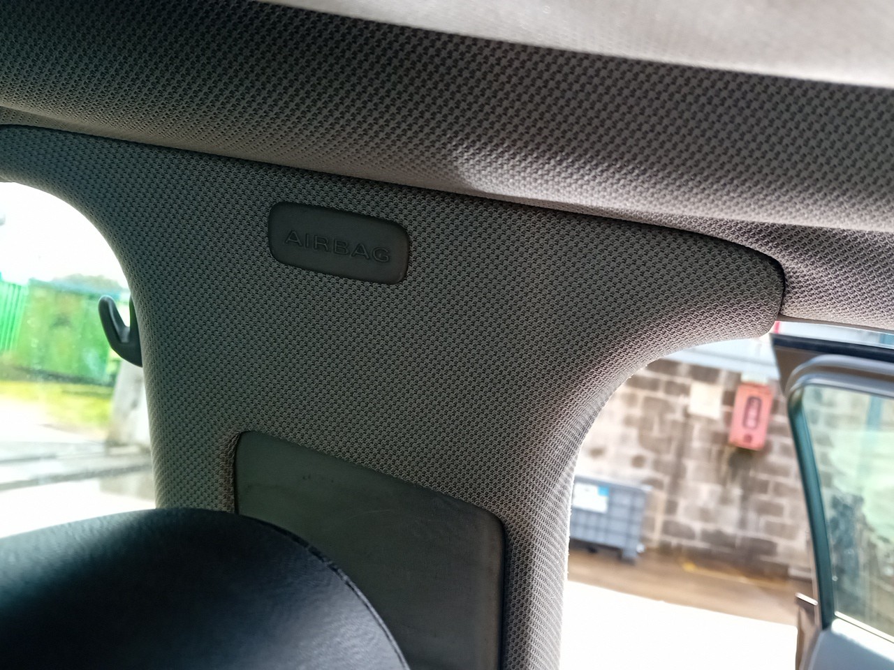Left Curtain Airbag