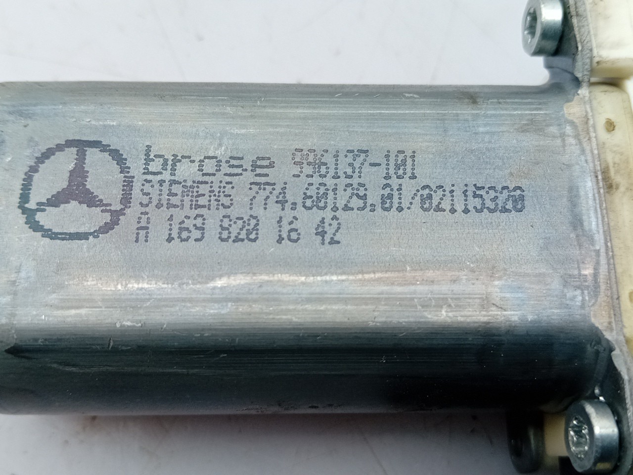 Front Right Door Window Regulator Motor MERCEDES-BENZ Classe B (W245) Imagem-3