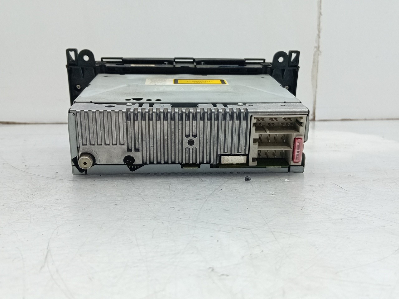 Radio / autorradio MERCEDES-BENZ Classe B (W245) Imagem-1