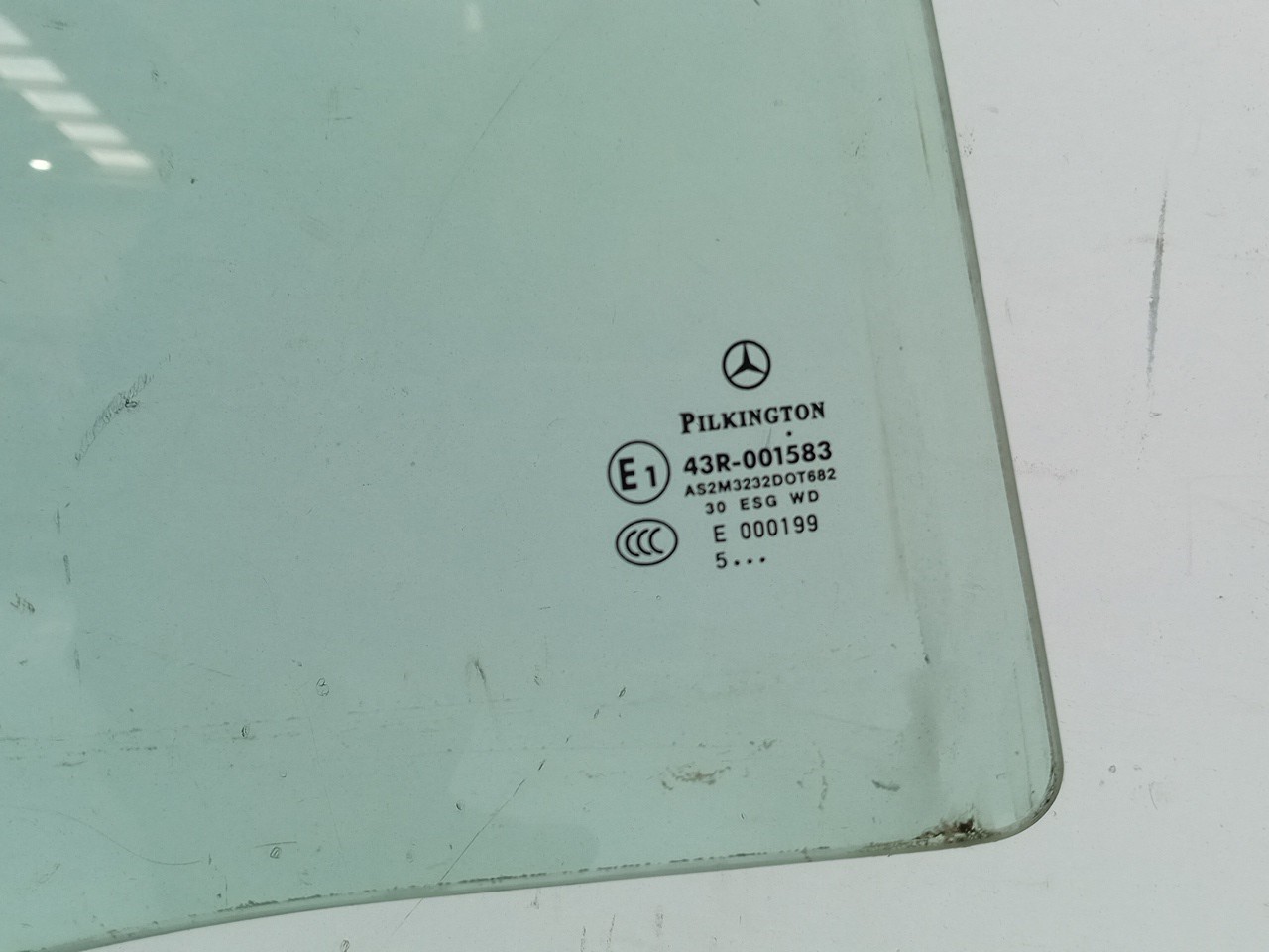 Vitre porte arrière Droite MERCEDES-BENZ Classe B (W245) Imagem-1