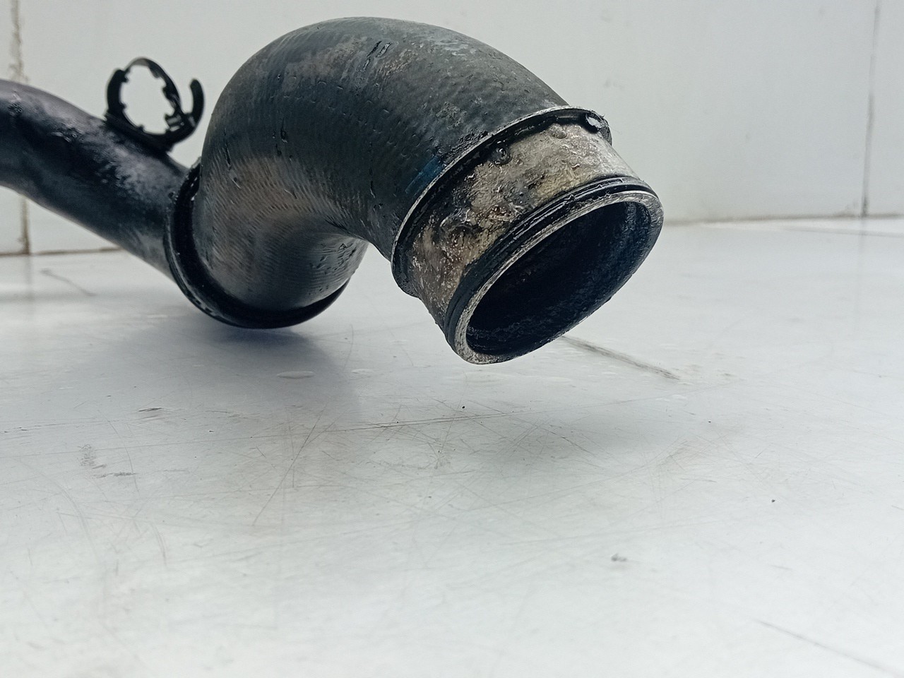 Intercooler pipe AUDI A3 (8P1) Imagem-1