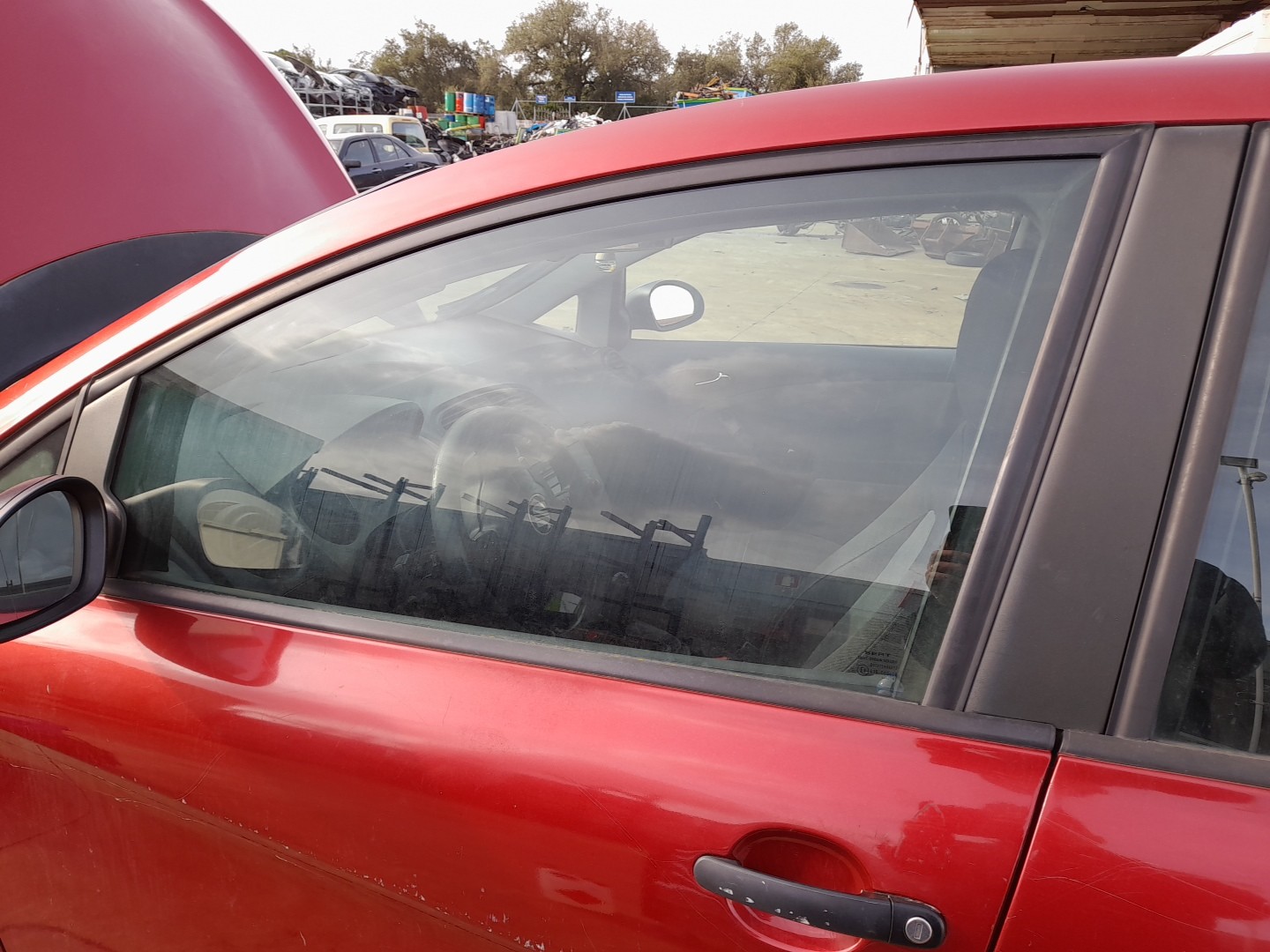 Vitre porte avant gauche