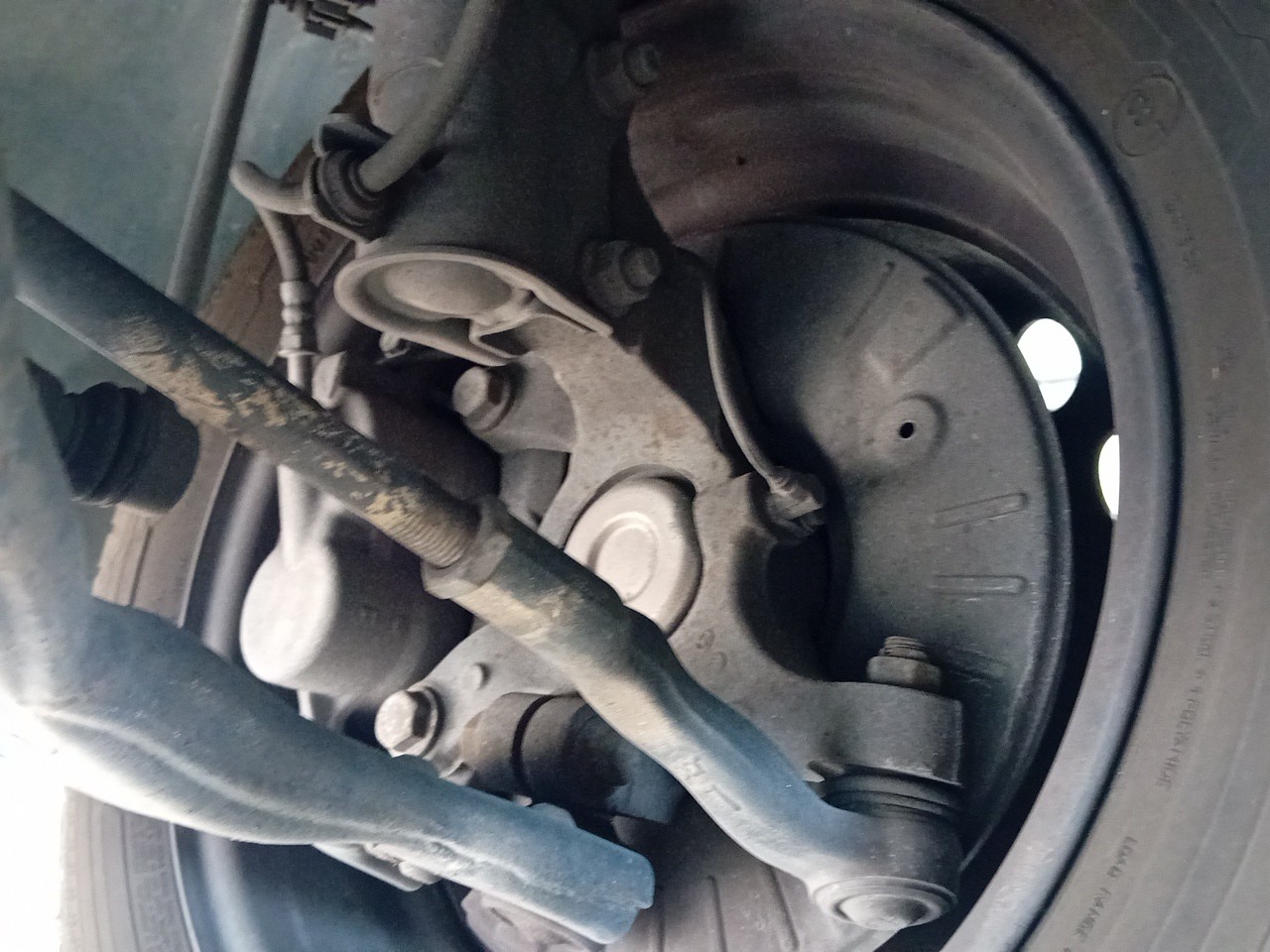 Left front steering knuckle