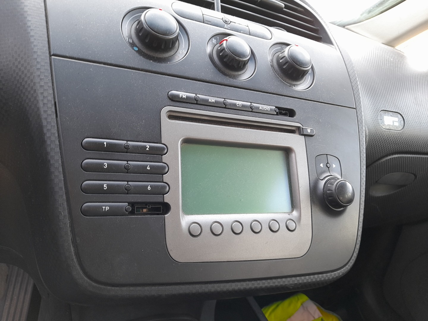 Car radio